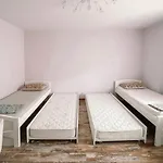Cozy And Spacious Two Bedroom In *