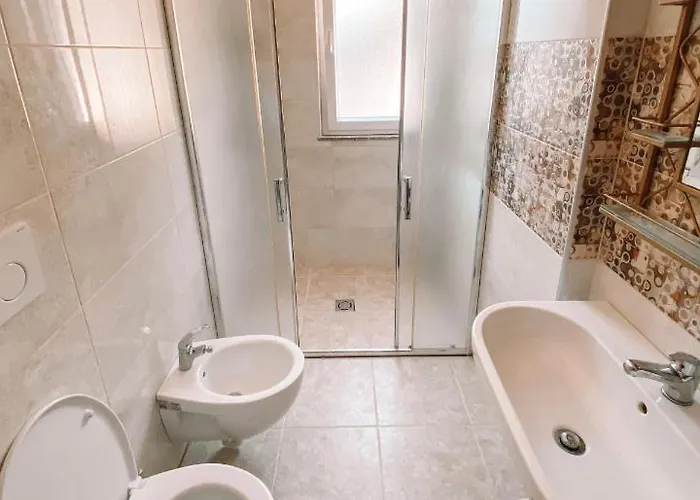 Cozy And Spacious Two Bedroom In Shëngjin